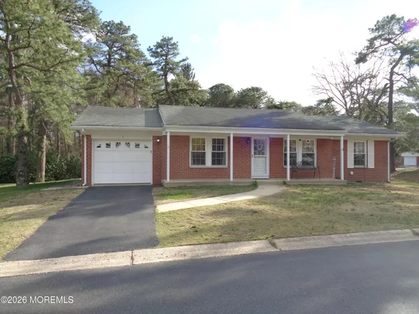 $219,000 | 4 Bowie Drive, Whiting, NJ 08759