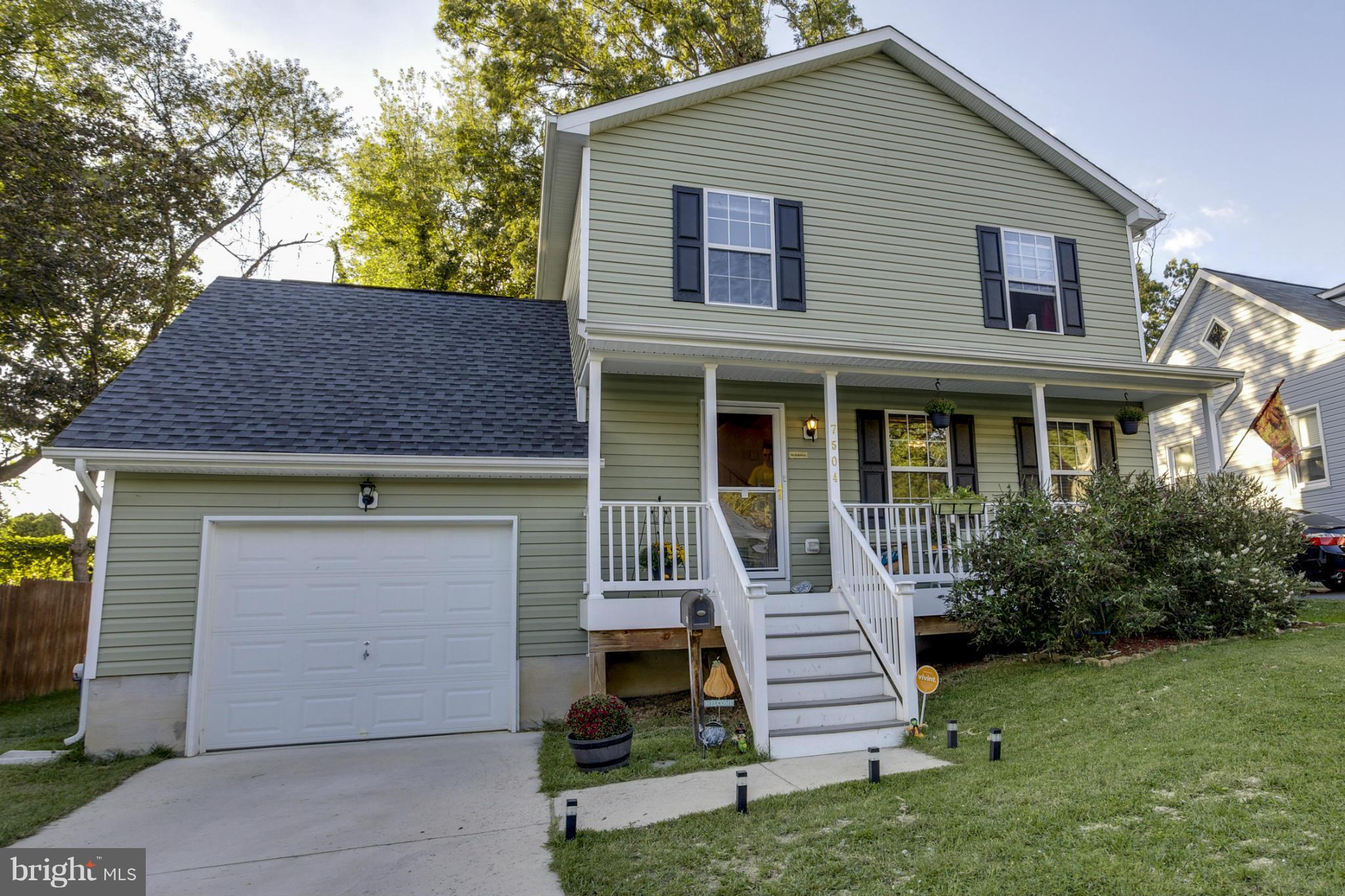7504 Riddle Avenue Baltimore, MD 21224 - Photo 1 of 27 Exterior (Front)