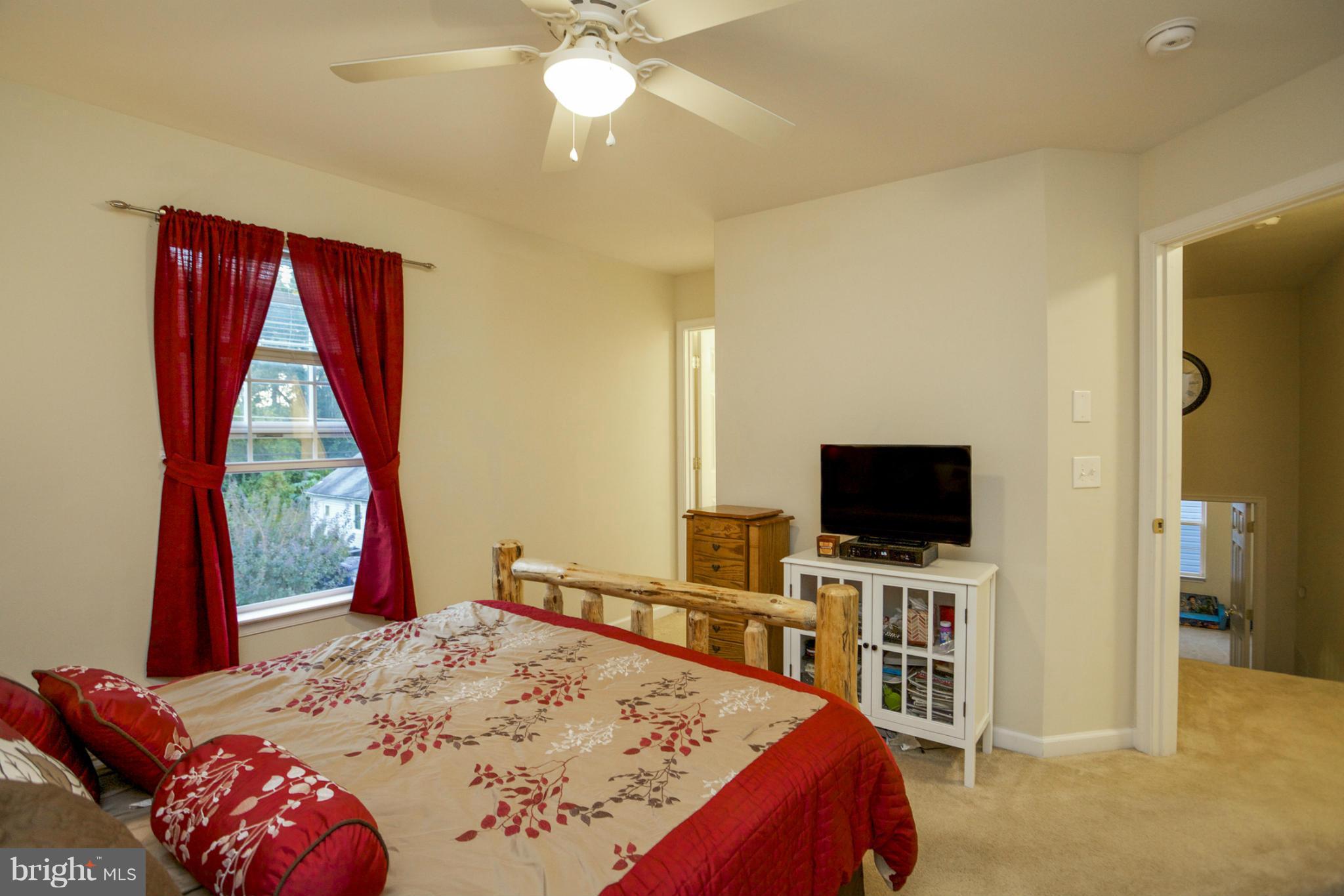 7504 Riddle Avenue Baltimore, MD 21224 - Photo 15 of 27 Bedroom (Master)