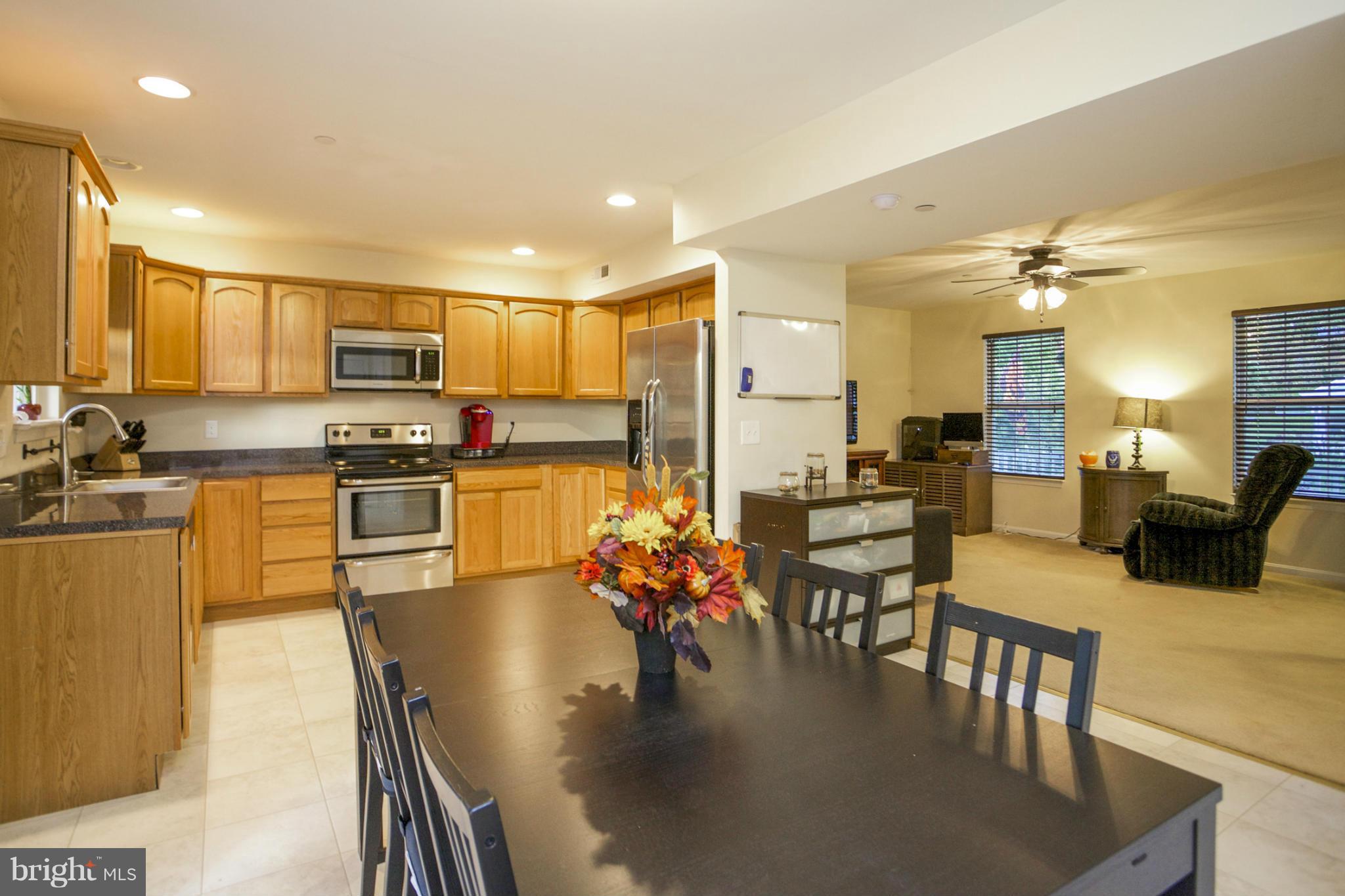 7504 Riddle Avenue Baltimore, MD 21224 - Photo 8 of 27 Kitchen