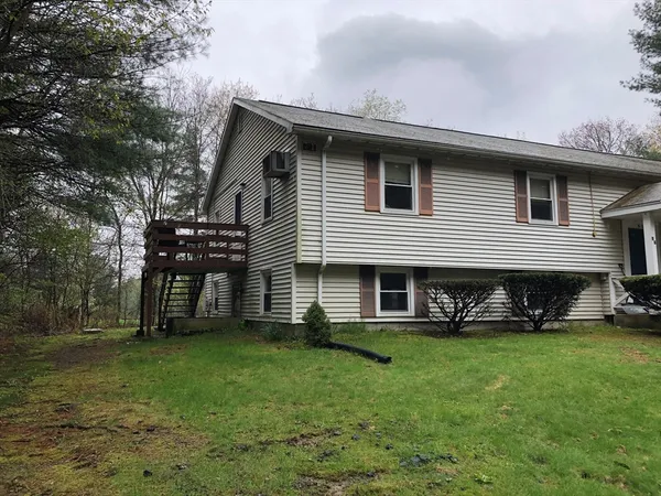 $1,800 | 96 Benjamin Road, Unit 7, Shirley, MA 01464