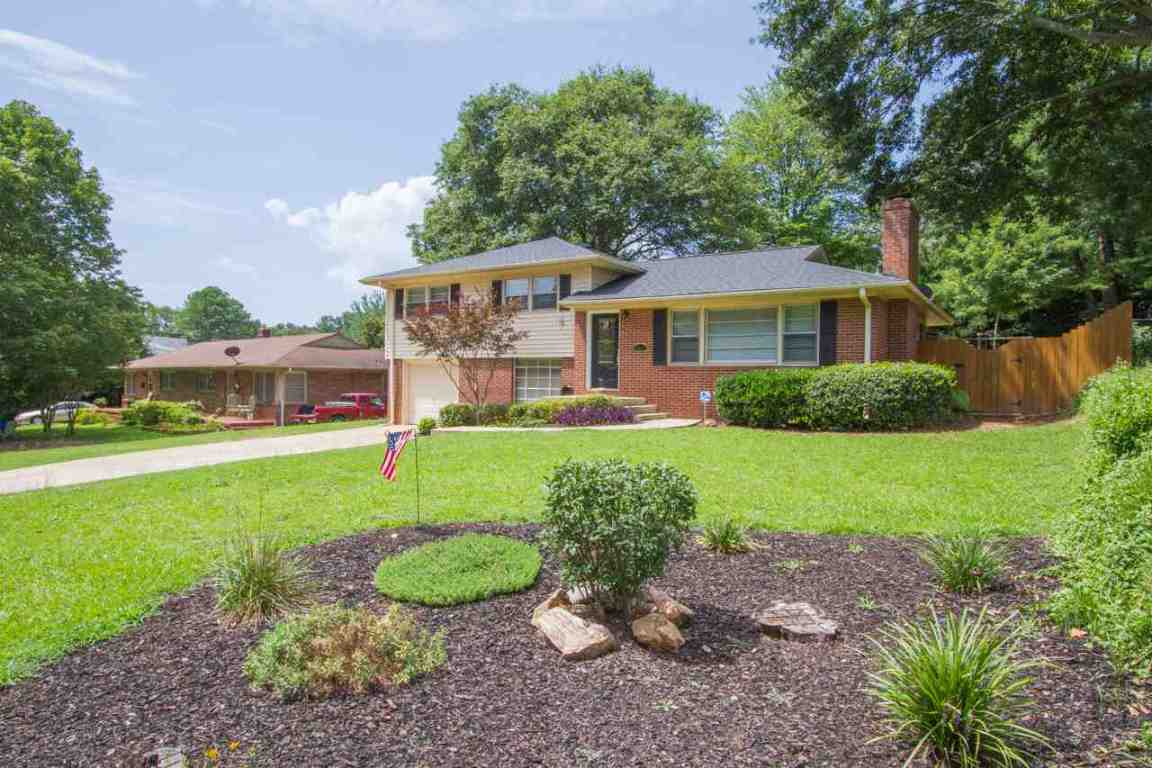 2213 Boulevard Heights Anderson, SC 29621 - Photo 2 of 29