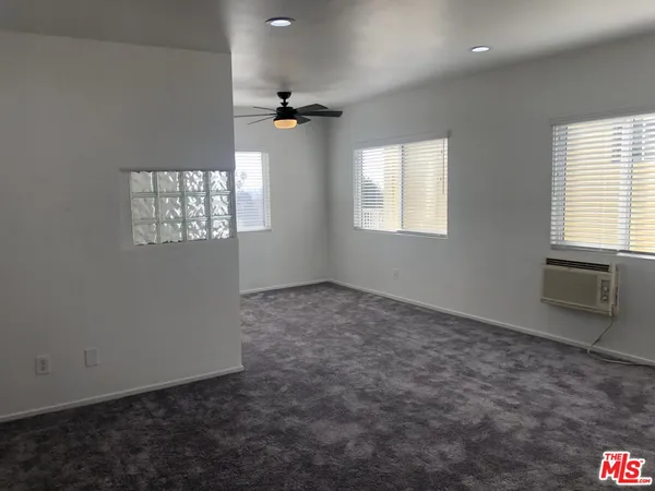 $2,650 | 744 Pier Avenue, Unit 4, Santa Monica, CA 90405