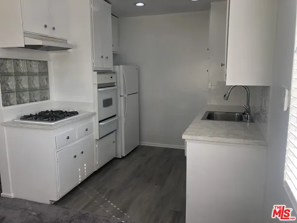 $2,650 | 744 Pier Avenue, Unit 4, Santa Monica, CA 90405