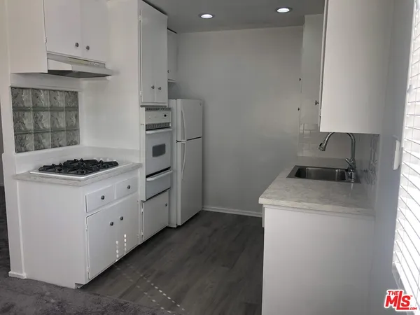 $2,650 | 744 Pier Avenue, Unit 4, Santa Monica, CA 90405