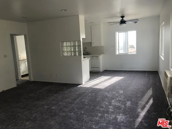 $2,650 | 744 Pier Avenue, Unit 4, Santa Monica, CA 90405