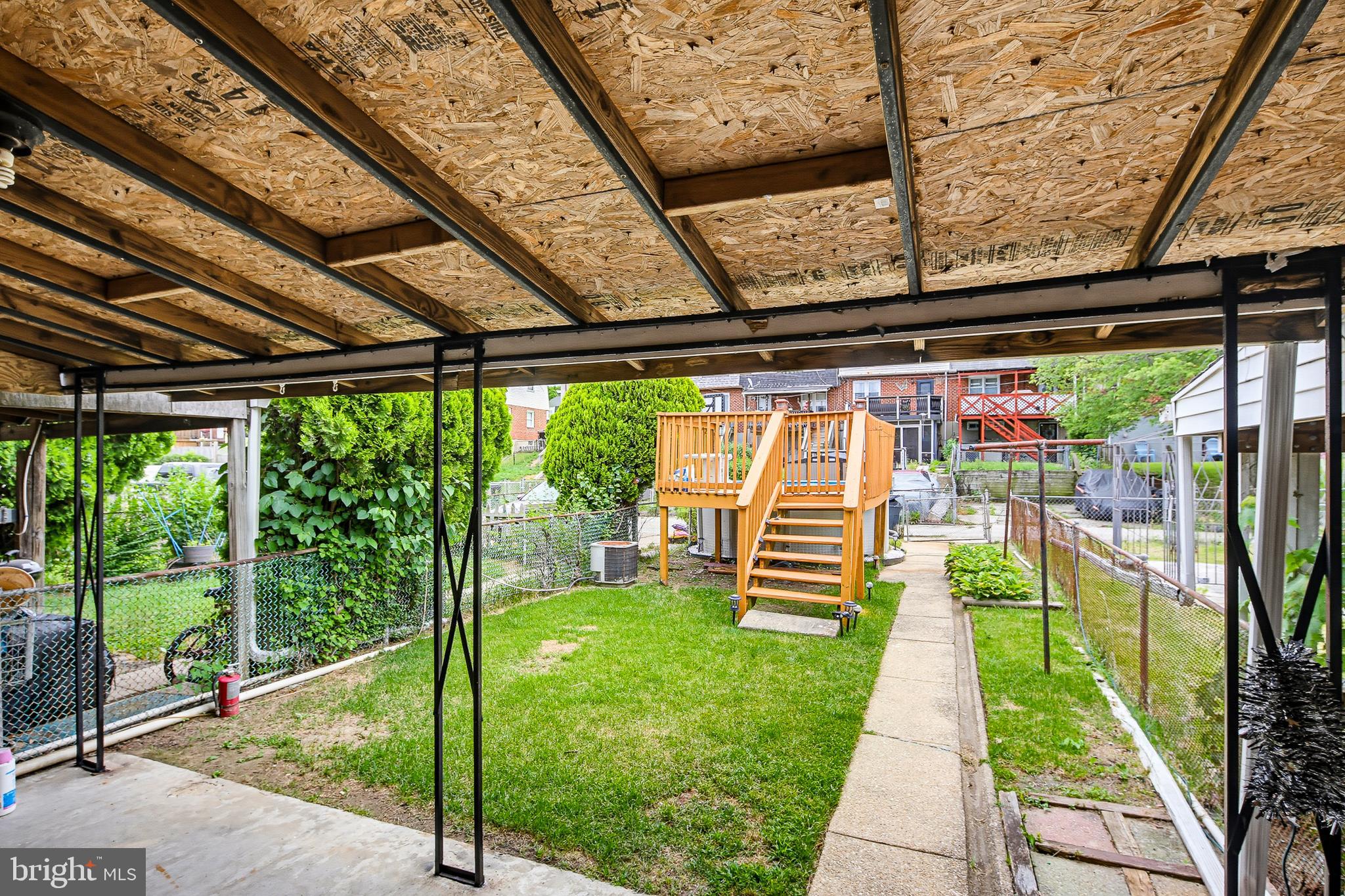 5655 Utrecht Road Baltimore, MD 21206 - Photo 31 of 36 Fully fenced backyard with covered patio