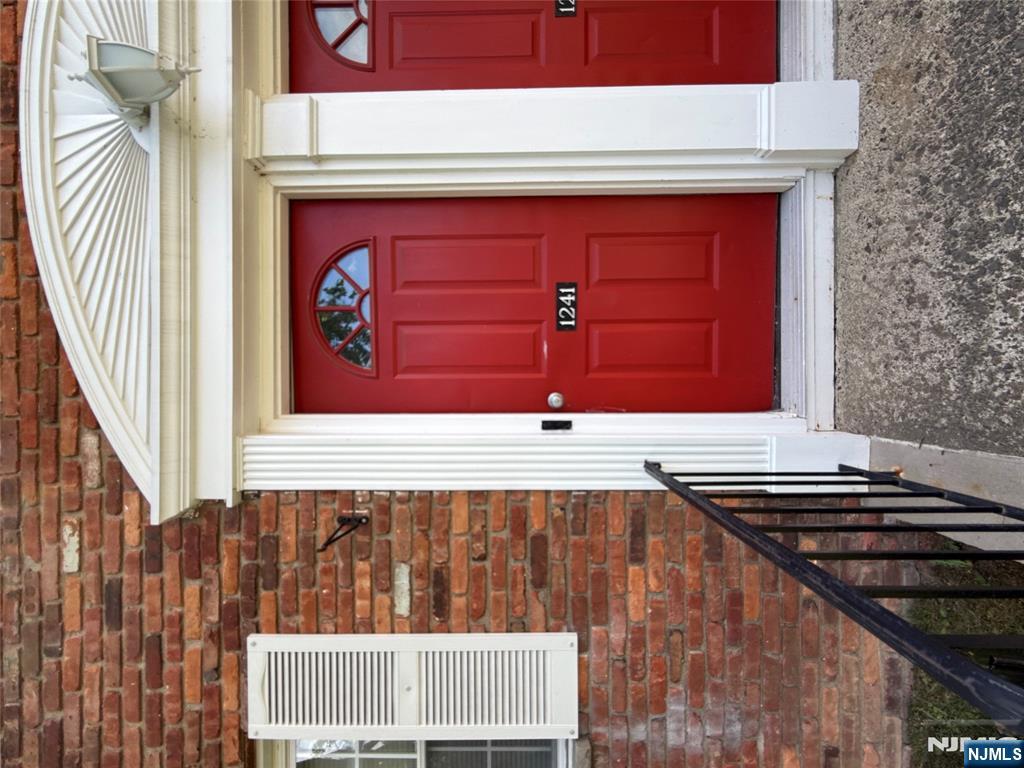 1241 Valley Road, Unit 1241A Wayne, NJ 07470 - Photo 10 of 11 a view of entrance