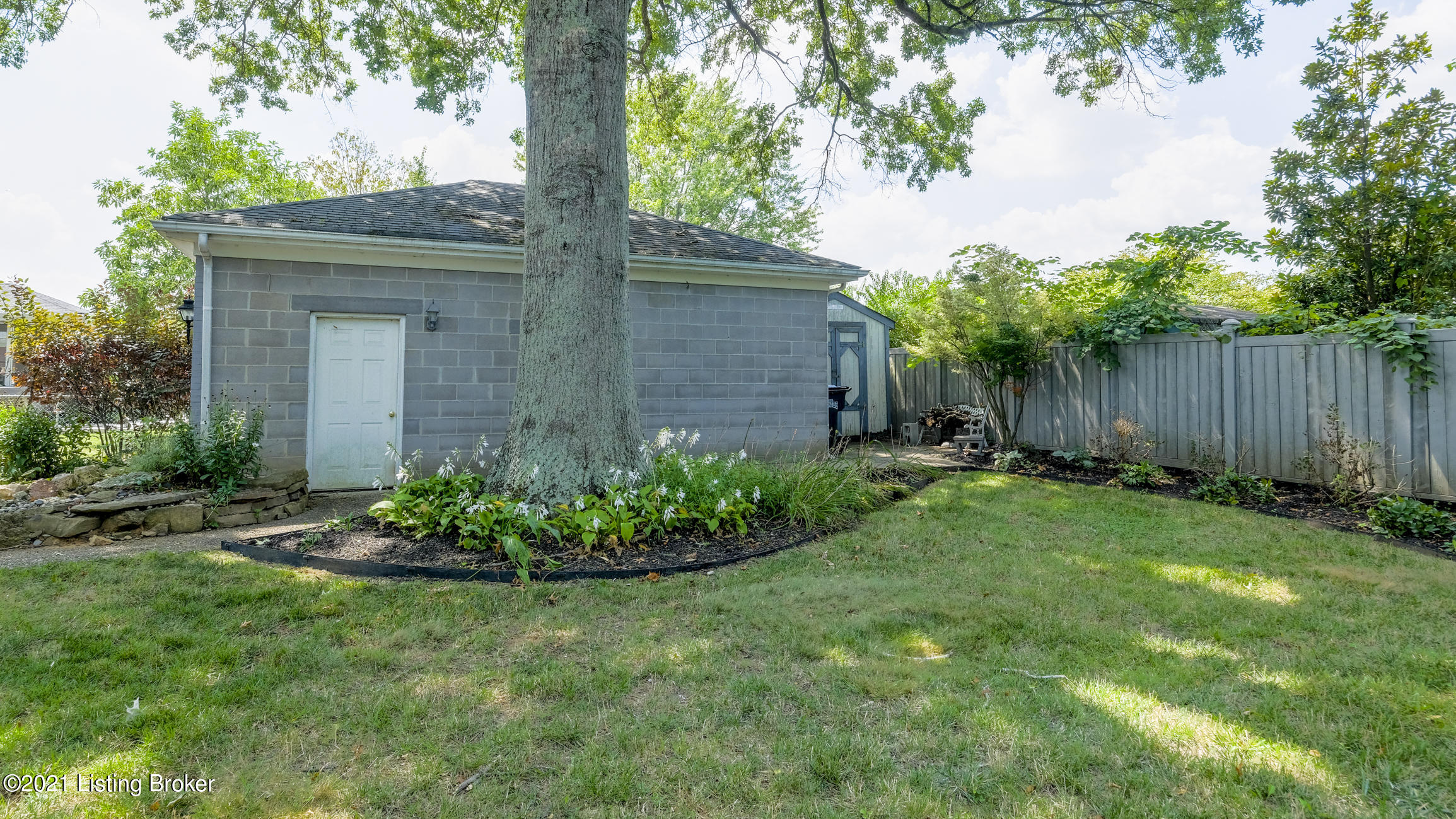 3118 Marlin Road Louisville, KY 40220 - Photo 36 of 36 3118 Marlin Rd-1036