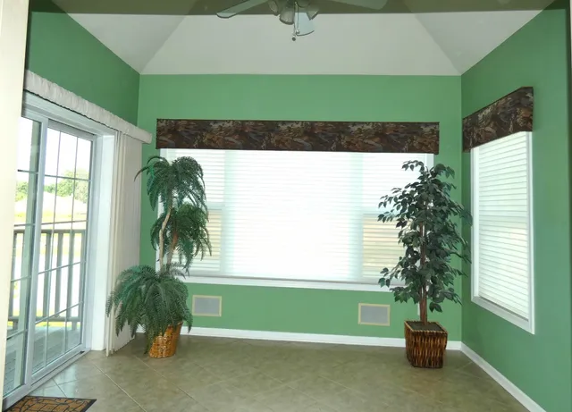 $345,000 | 1228 Cameron Circle, Neenah, WI 54956