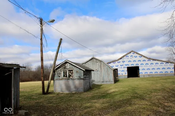 $575,000 | 5216 West Southport Road, Indianapolis, IN 46221