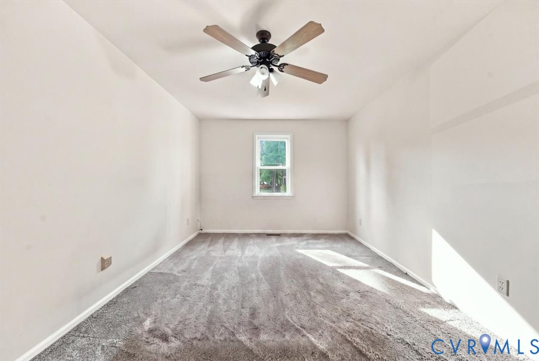 21103 Rabbit Run Petersburg, VA 23803 - Photo 11 of 27 Owner Suite