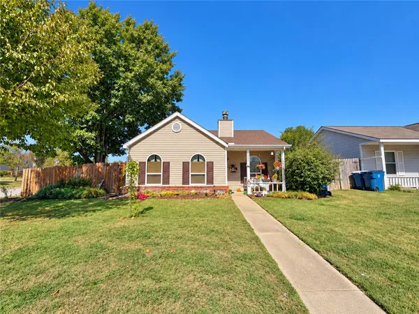 $315,000 | 201 Southeast 18th Street, Bentonville, AR 72712