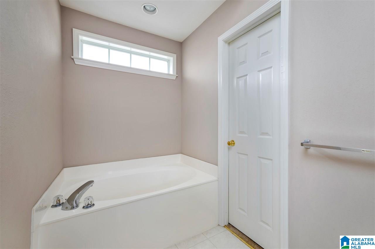 226 Silverstone Lane Alabaster, AL 35007 - Photo 20 of 28