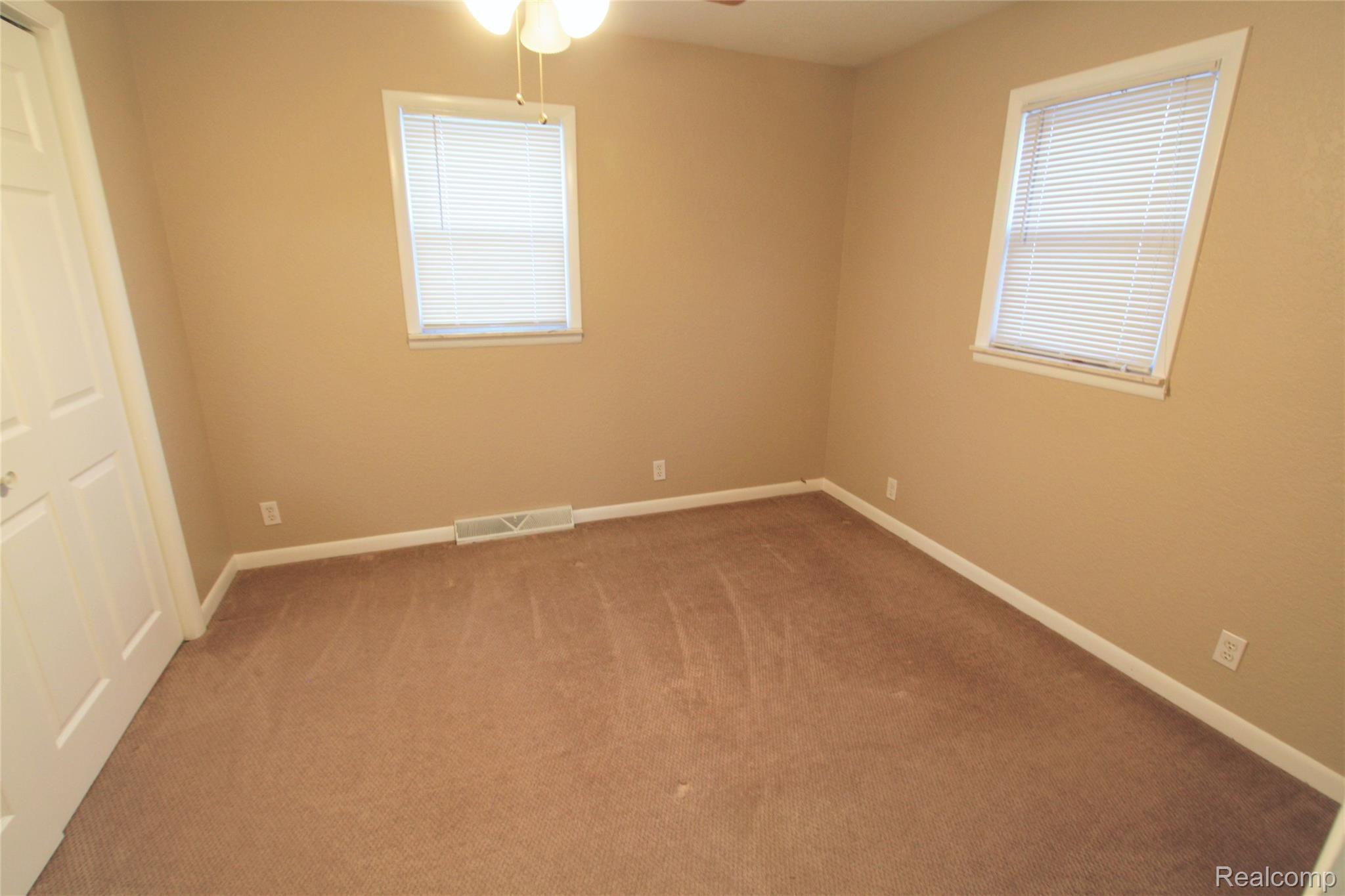 7288 Morrish Road Swartz Creek, MI 48473 - Photo 16 of 21 IMG_1413.JPG