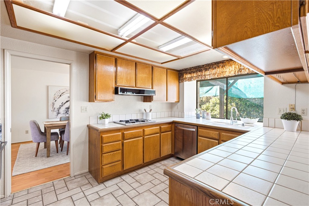 3581 Hawkwood Road Diamond Bar, CA 91765 - Photo 8 of 41 Gallery Image 8