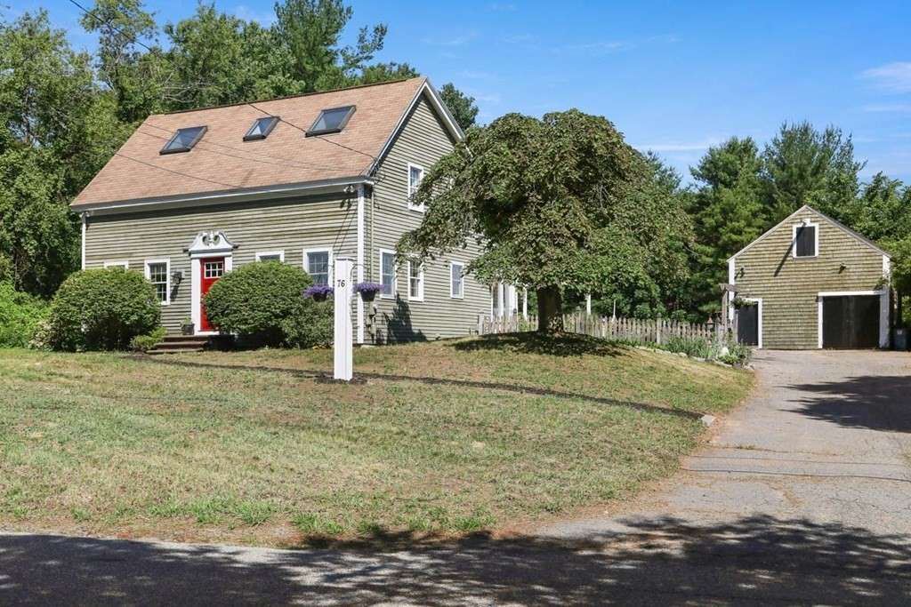 76 Warren Street Georgetown, MA 01833 - Photo 1 of 42 Gallery Image 1