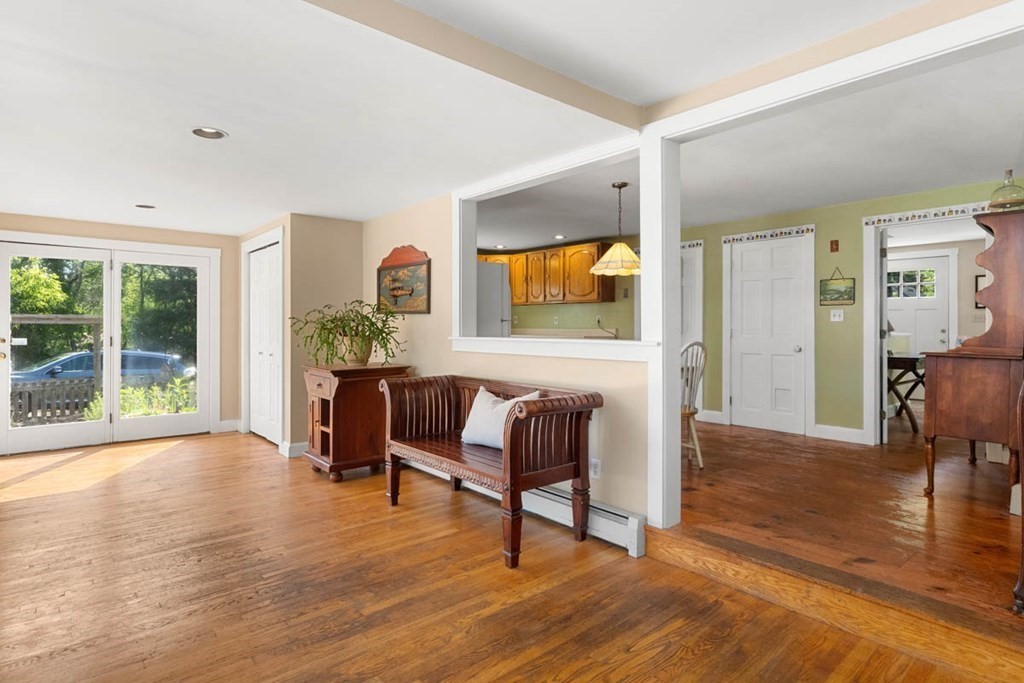 76 Warren Street Georgetown, MA 01833 - Photo 11 of 42 Gallery Image 11