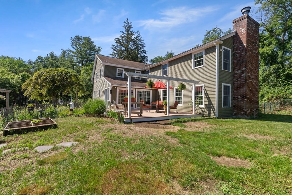 76 Warren Street Georgetown, MA 01833 - Photo 35 of 42 Gallery Image 35