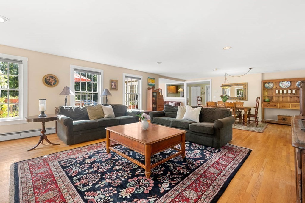 76 Warren Street Georgetown, MA 01833 - Photo 6 of 42 Gallery Image 6