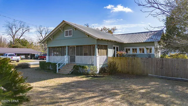 $159,000 | 804 South 8th Street, Chipley, FL 32428