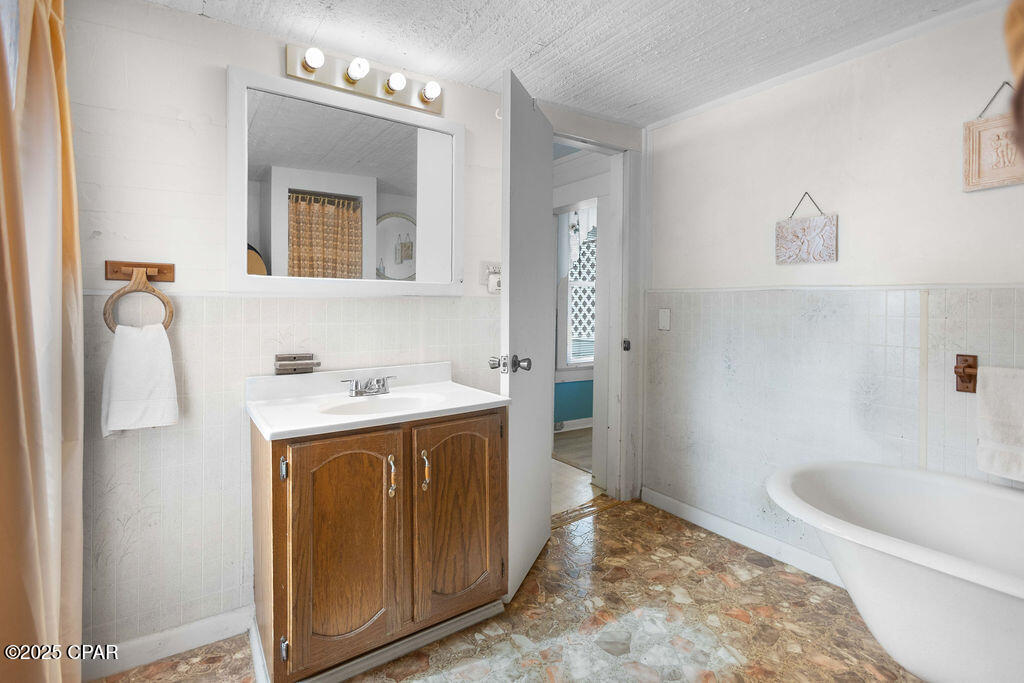 804 South 8th Street Chipley, FL 32428 - Photo 27 of 58