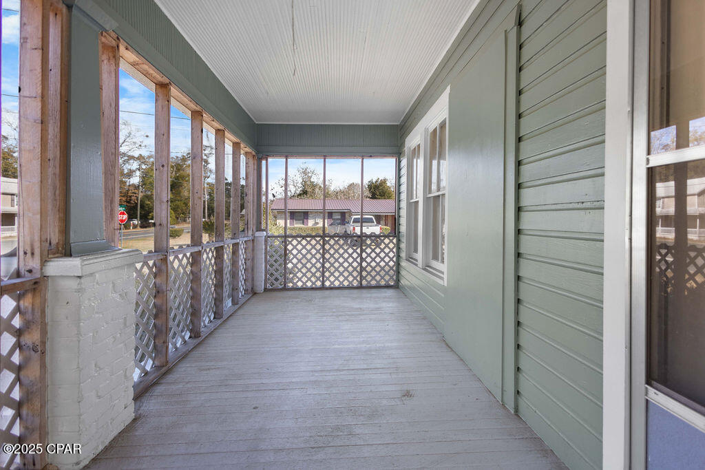 804 South 8th Street Chipley, FL 32428 - Photo 9 of 58