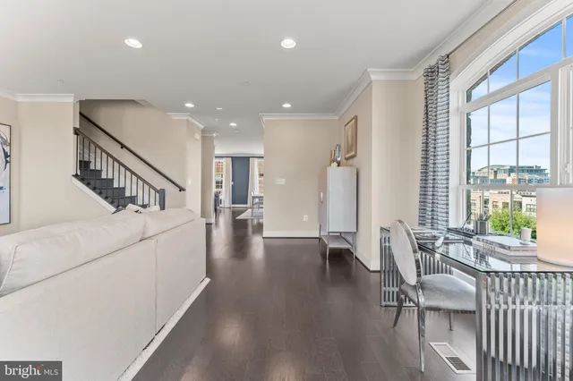 $1,063,827 | 600 Catamaran Way, National Harbor, MD 20745