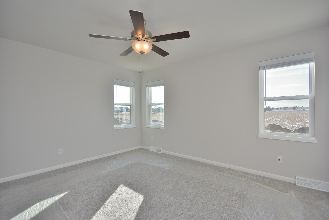 1007 Elderberry Road Oconomowoc, WI 53066 - Photo 25 of 30 77 ARWT (16)