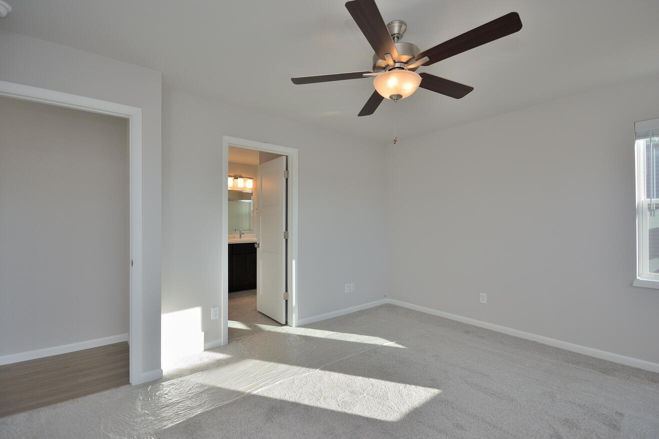 1007 Elderberry Road Oconomowoc, WI 53066 - Photo 26 of 30 77 ARWT (17)