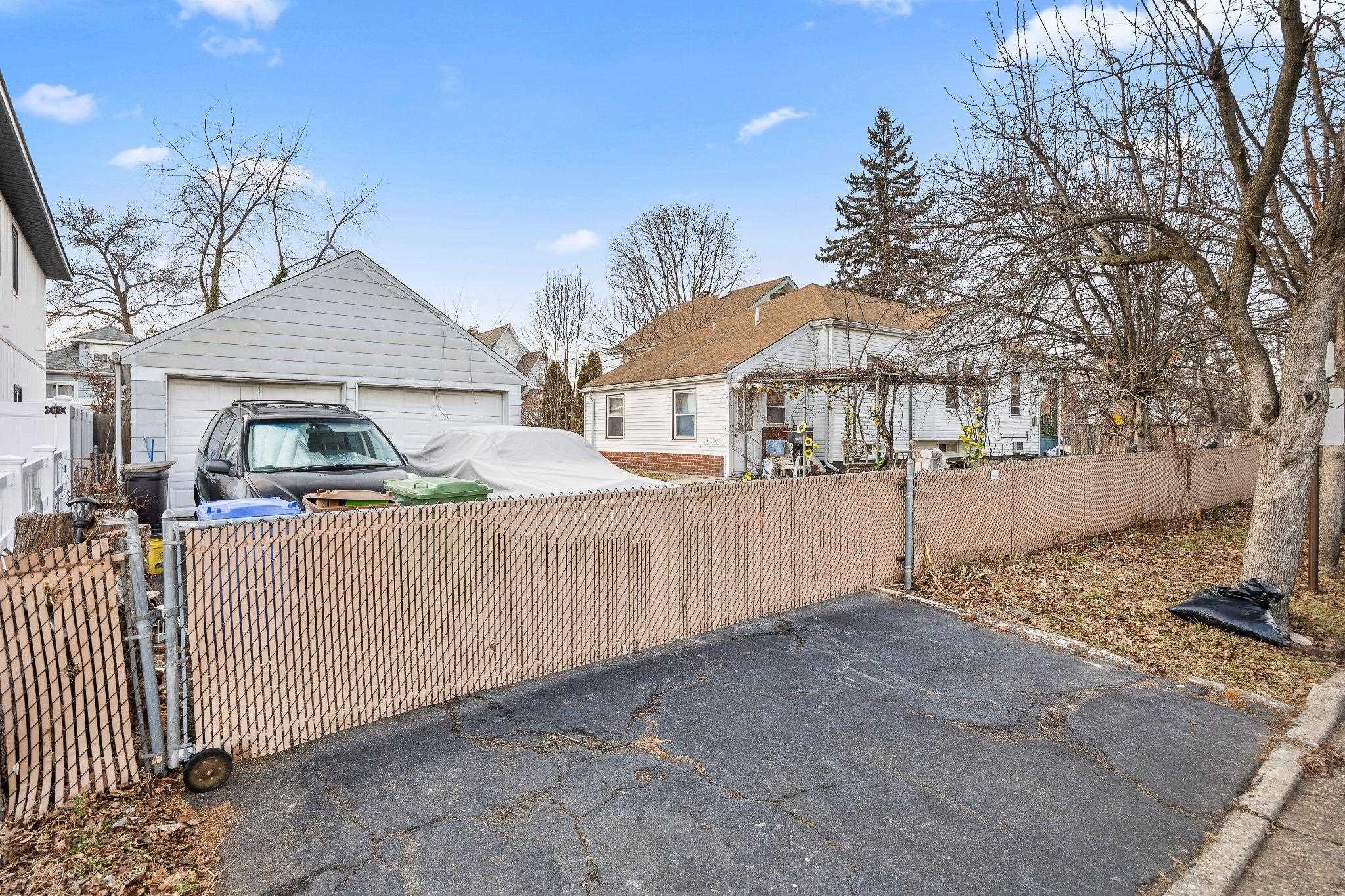 37 Raritan Road Linden, NJ 07036 - Photo 12 of 12