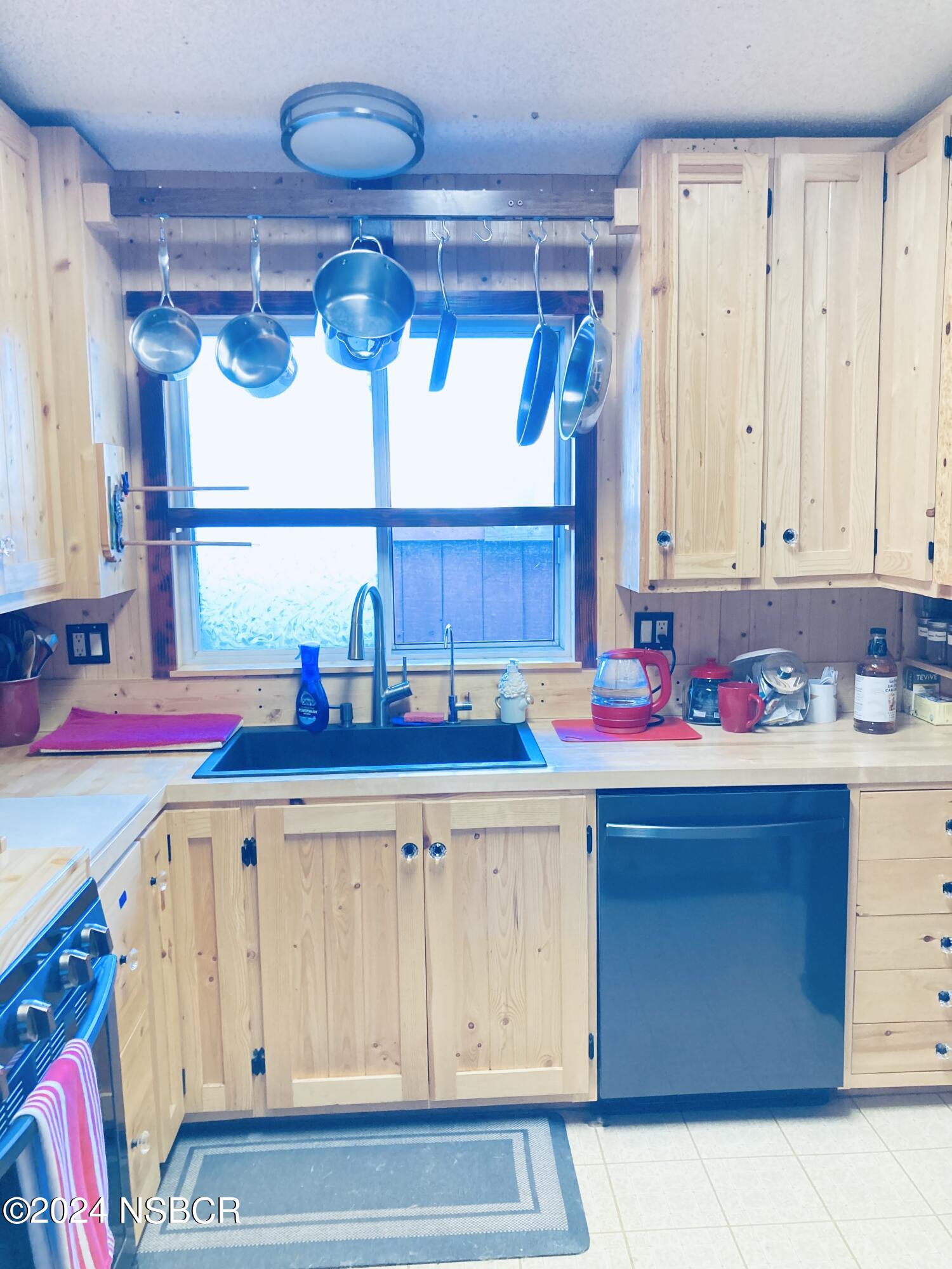 958 South Ridge View Drive Santa Maria, CA 93455 - Photo 13 of 67 IMG_9818