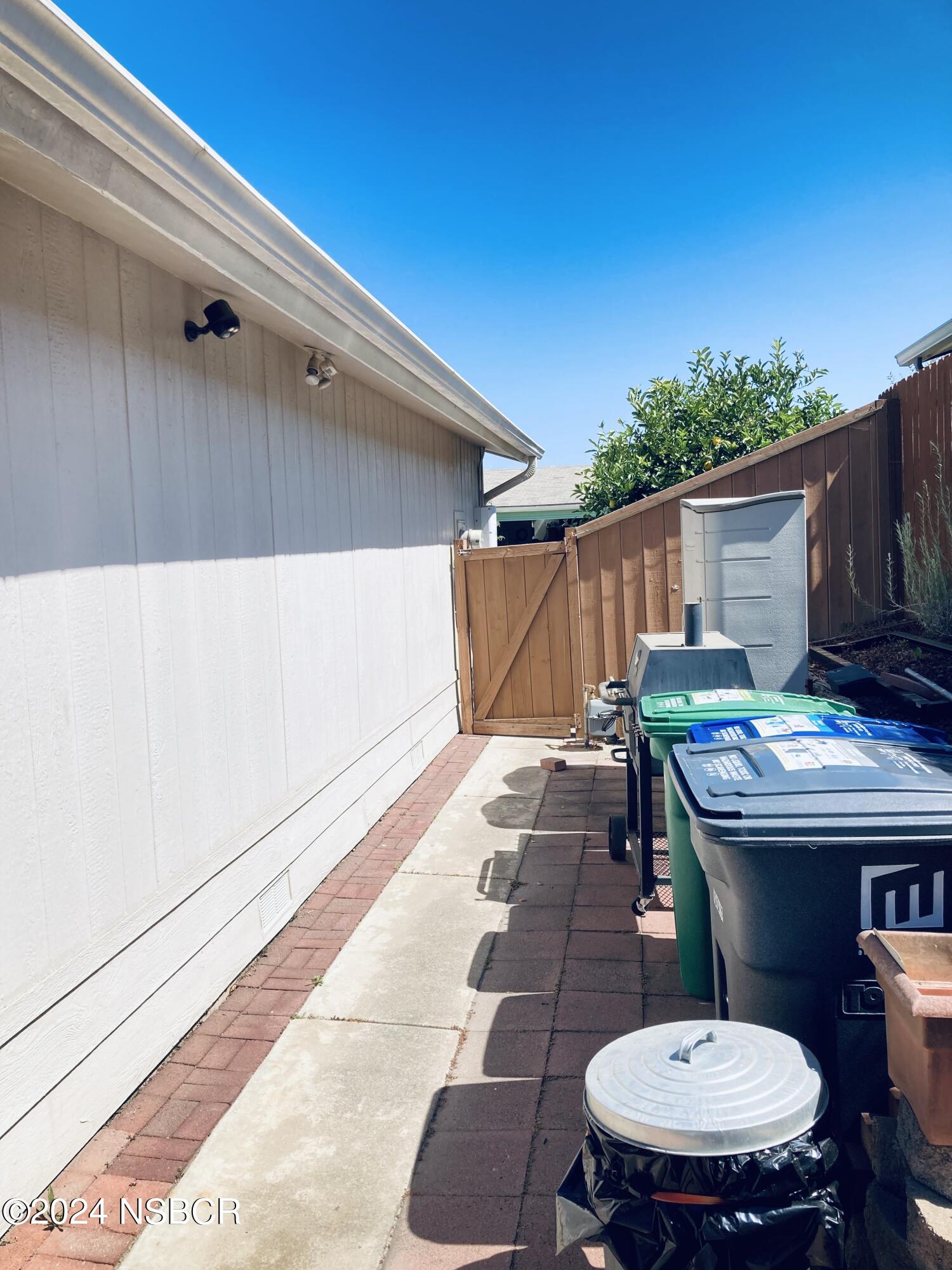 958 South Ridge View Drive Santa Maria, CA 93455 - Photo 48 of 67 IMG_9859