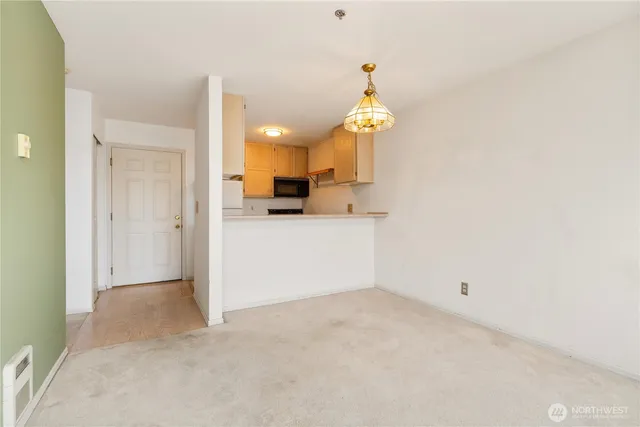 $265,000 | 1910 West Casino Road, Unit 124, Everett, WA 98204