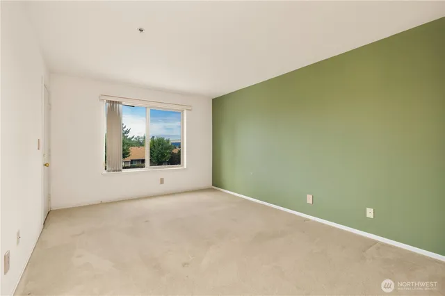 $265,000 | 1910 West Casino Road, Unit 124, Everett, WA 98204