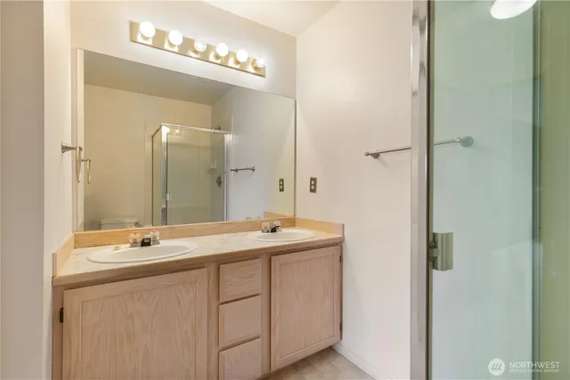 $265,000 | 1910 West Casino Road, Unit 124, Everett, WA 98204