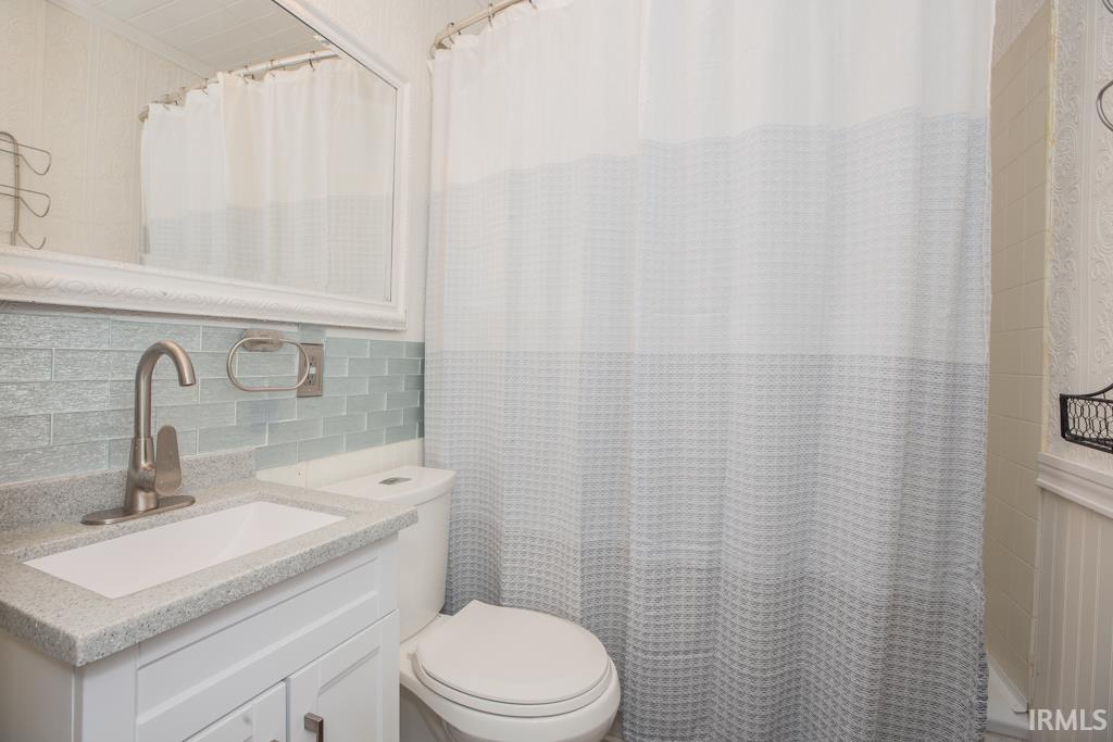 1425 Southeast Riverside Drive Evansville, IN 47713 - Photo 8 of 17 Gallery Image 8