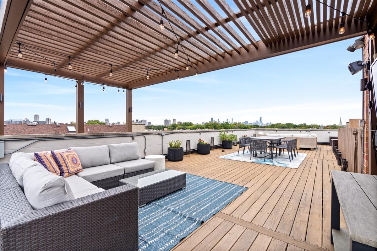1346 West Addison Street, Unit 3E Chicago, IL 60613 - Photo 39 of 40 Gallery Image 39