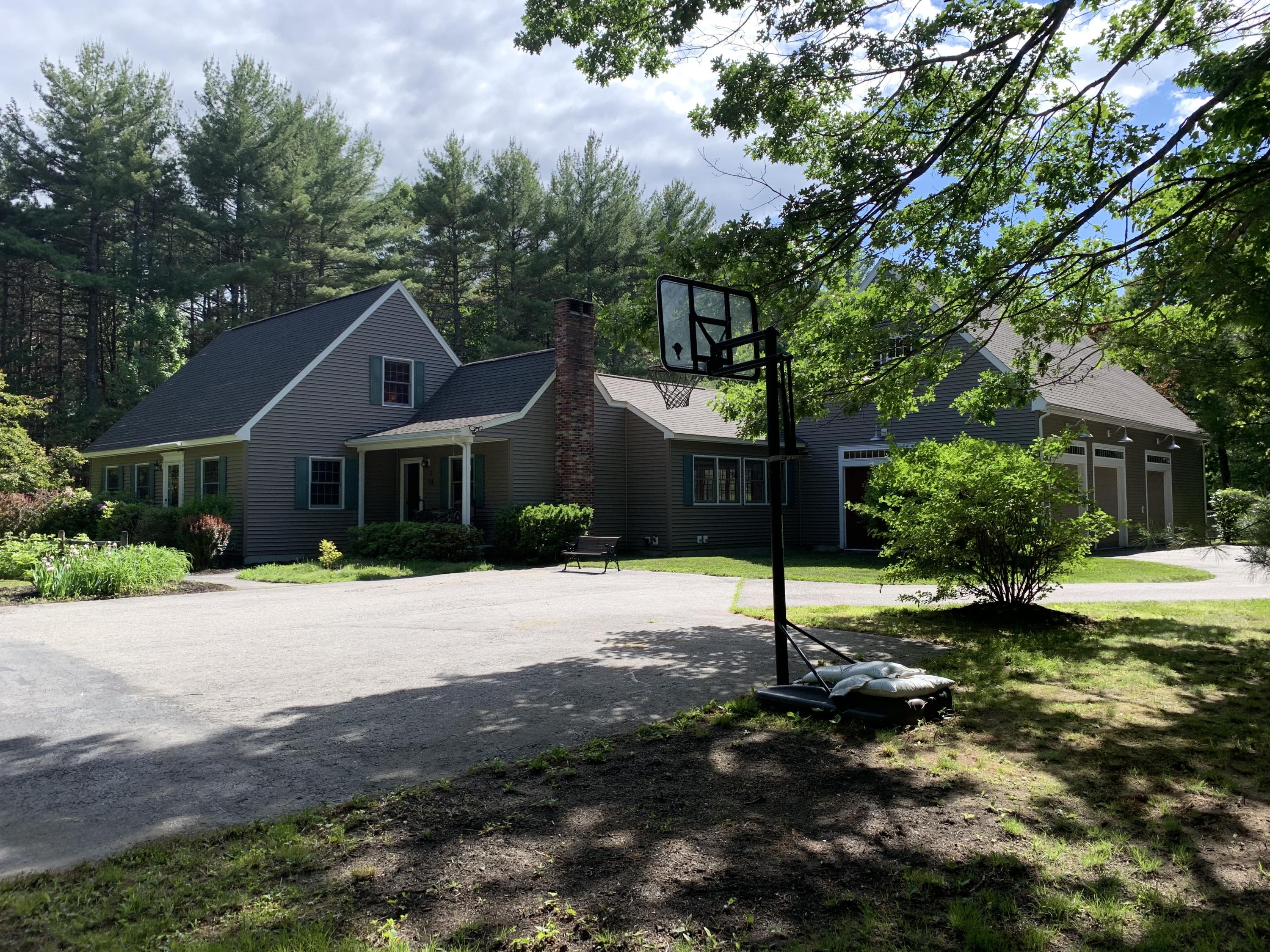 45 Newhall Road Wells, ME 04090 - Photo 2 of 99 IMG_8520