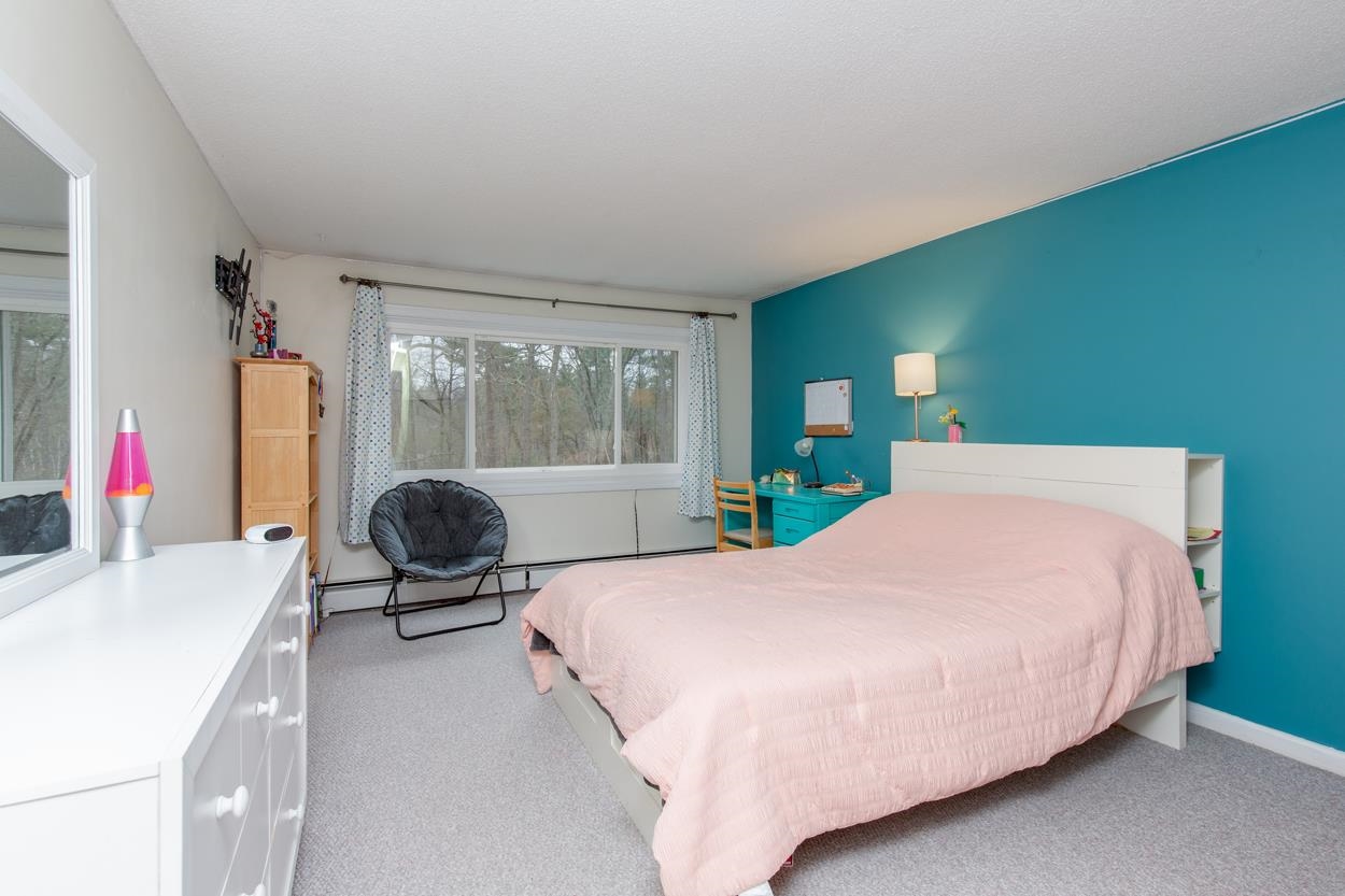 37 Standish Way Amherst, NH 03031 - Photo 28 of 50