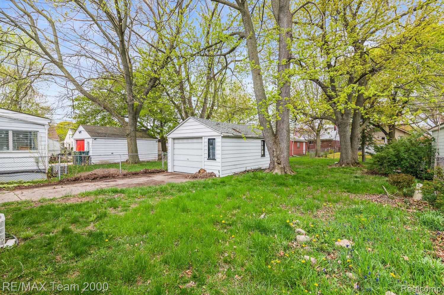 3612 Harding Street Dearborn, MI 48124 - Photo 11 of 26 Gallery Image 11