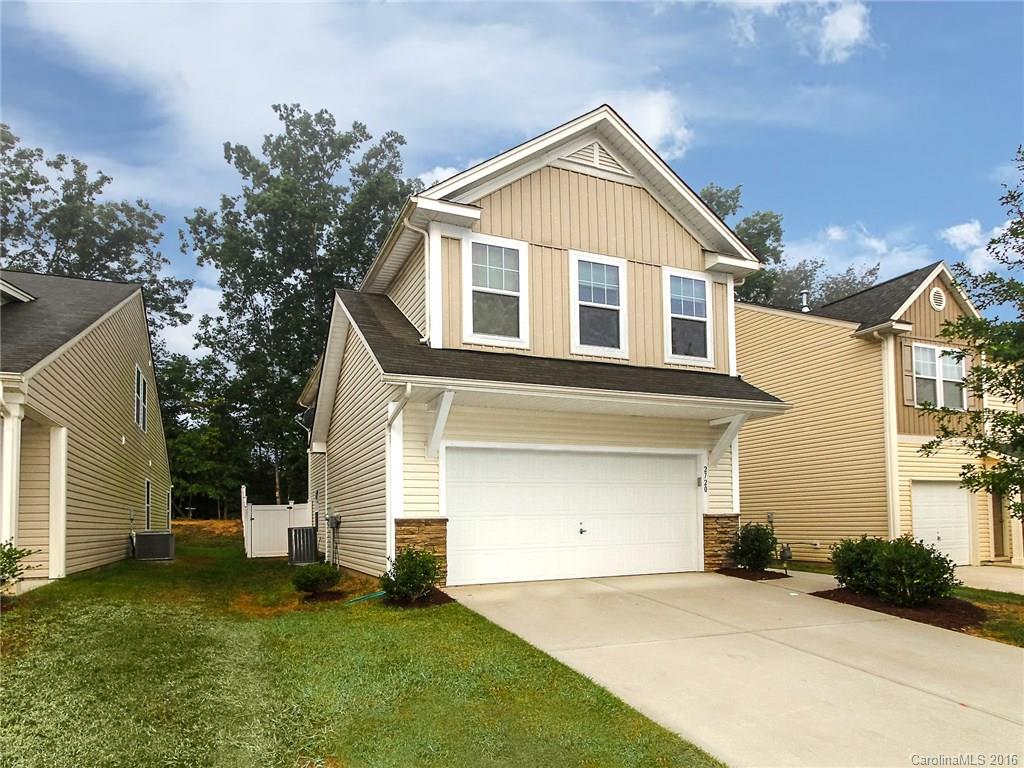 2720 Bramble Ridge Court Charlotte, NC 28215 - Photo 2 of 22