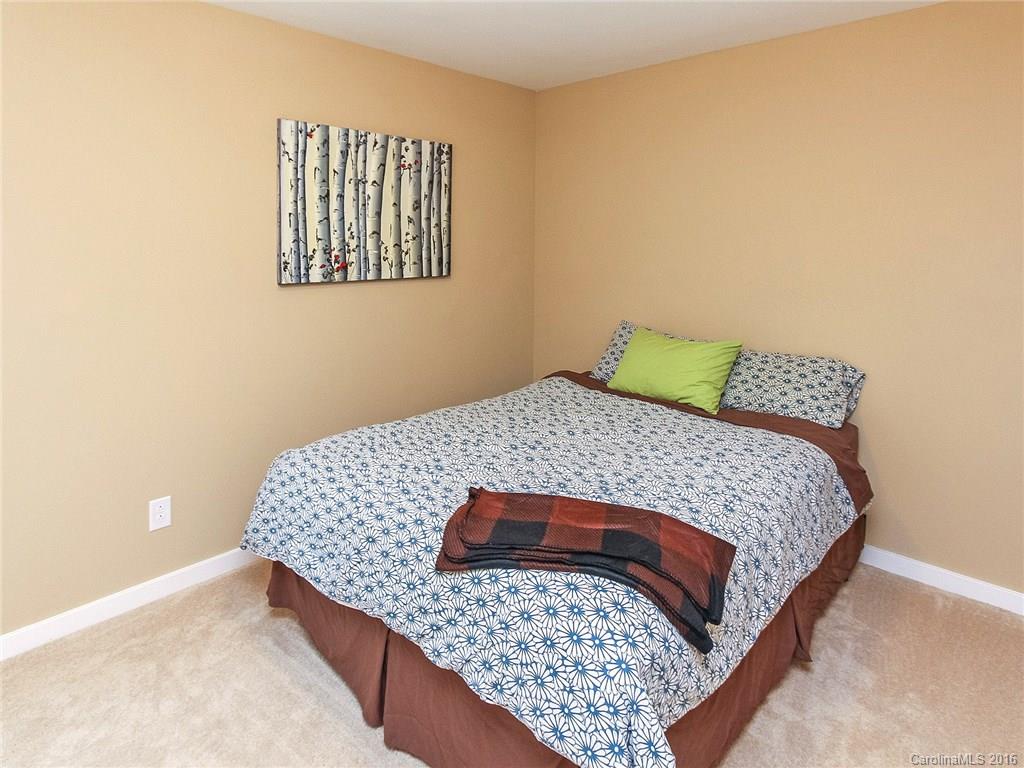 2720 Bramble Ridge Court Charlotte, NC 28215 - Photo 17 of 22