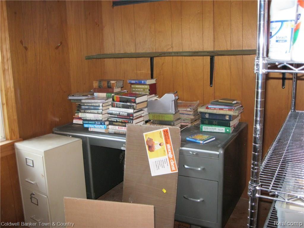 182 Oriole Road Commerce Township, MI 48382 - Photo 6 of 12 IMG_3613.JPG