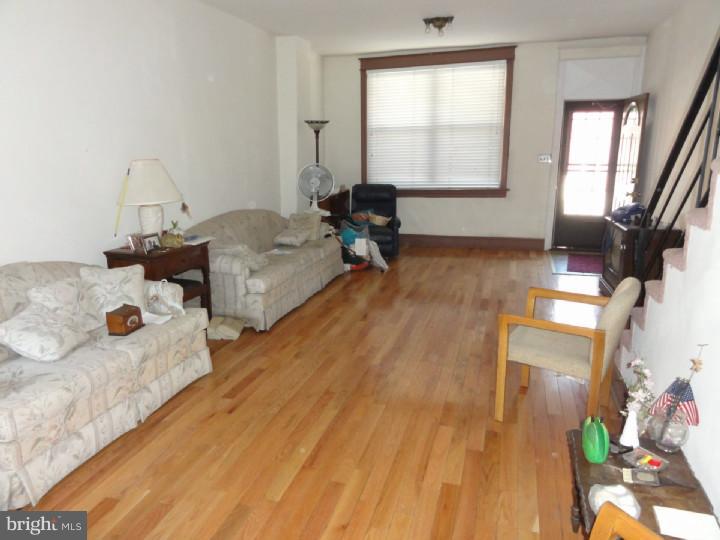 306 West Ritner Street Philadelphia, PA 19148 - Photo 3 of 11 Dining Room