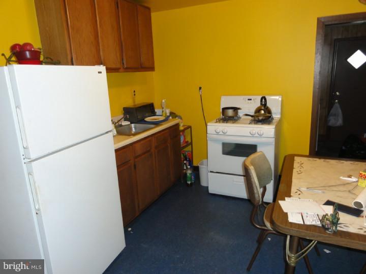 306 West Ritner Street Philadelphia, PA 19148 - Photo 4 of 11 Kitchen