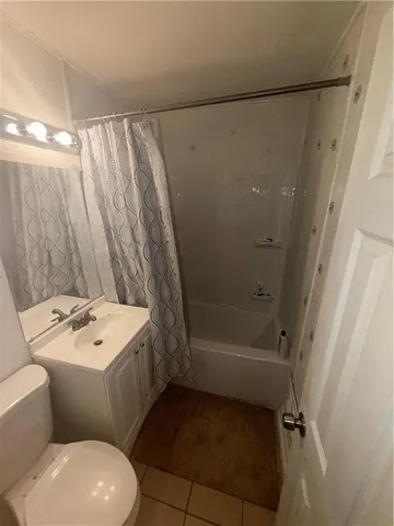 $169,950 | 11123 Blue Ridge Boulevard, Kansas City, MO 64134