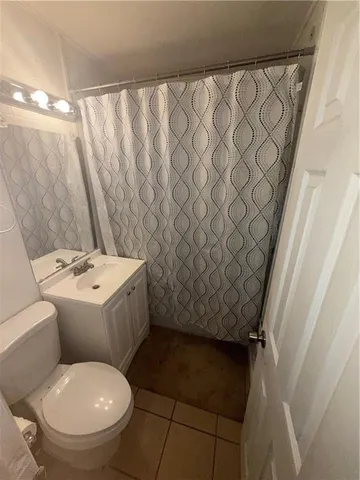 $169,950 | 11123 Blue Ridge Boulevard, Kansas City, MO 64134