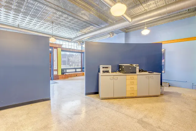 a view of kitchen with washer and dryer