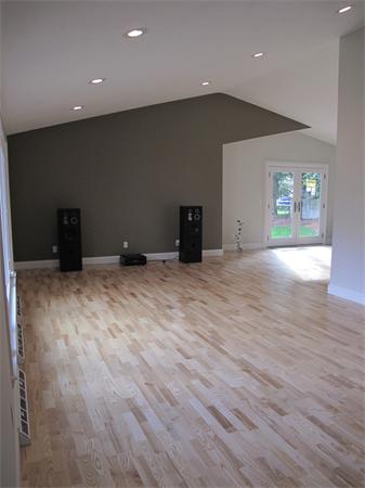 40 Grace Road Newton, MA 02459 - Photo 7 of 24 an empty room with wooden floor and windows